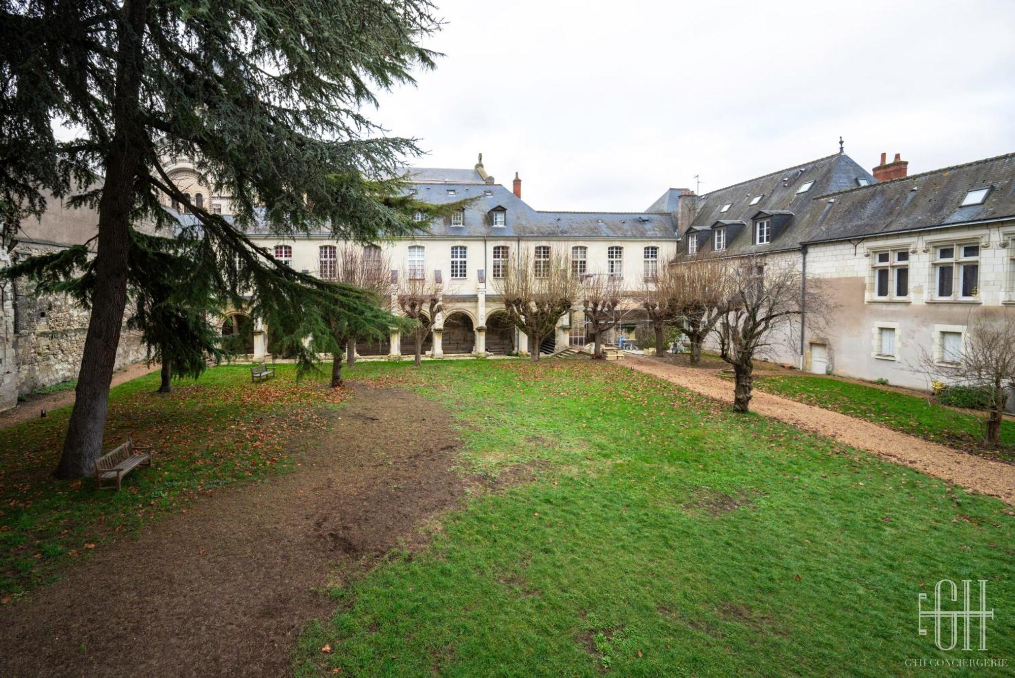 Appartement Le Saint Martin / Cathedrale à Tours Extérieur photo