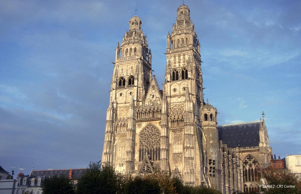 Appartement Le Saint Martin / Cathedrale à Tours Extérieur photo