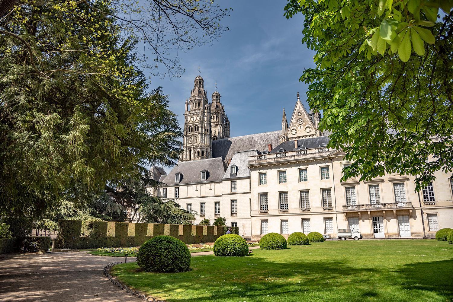 Appartement Le Saint Martin / Cathedrale à Tours Extérieur photo